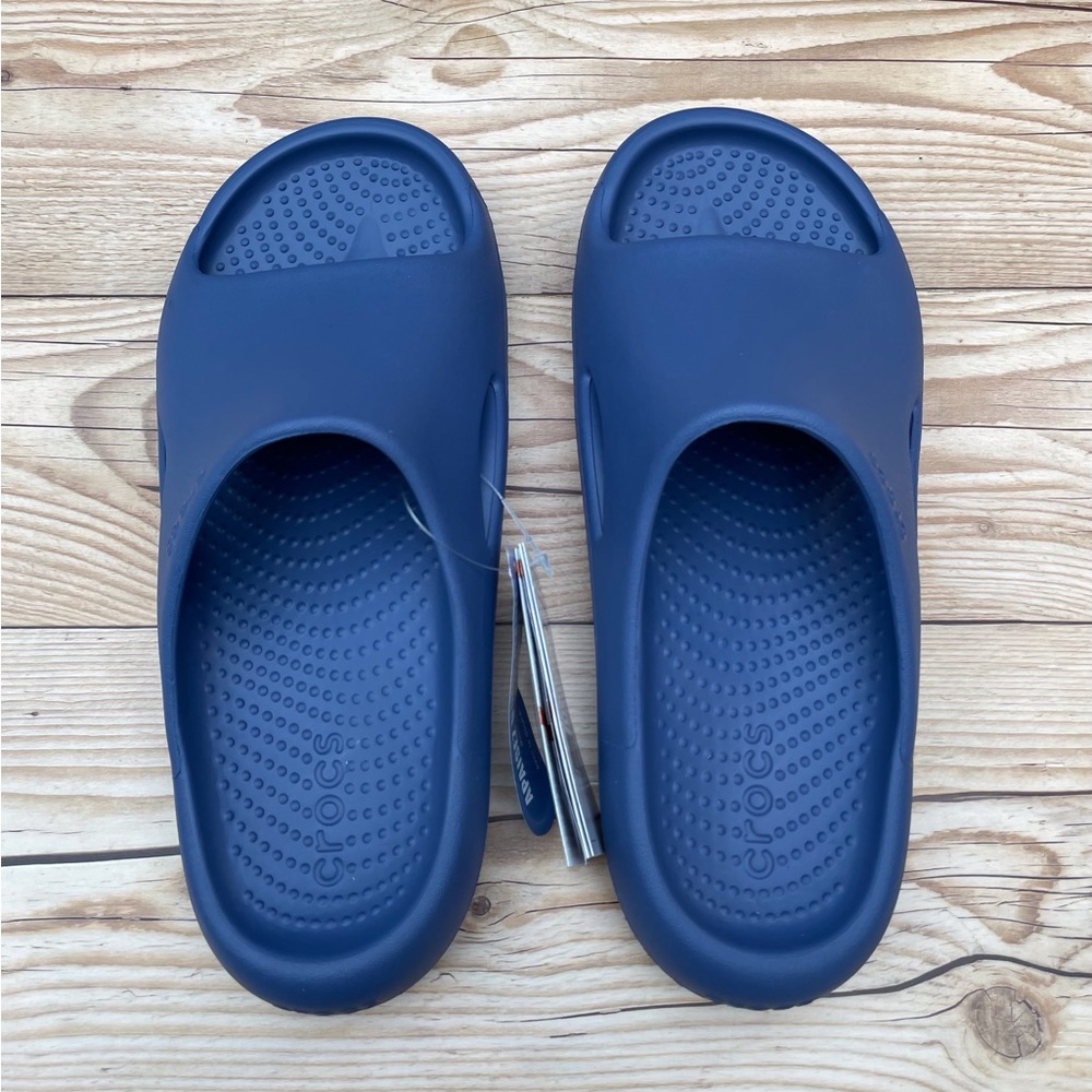 Crocs Mellow Recovery Slide - Picture 4 of 15
